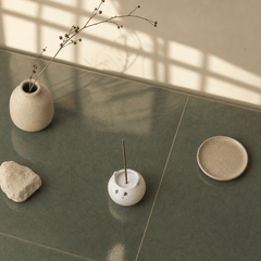 Cat Bowl Incense Holder – Cute Ceramic Zen Desk Decor - Innerbillion