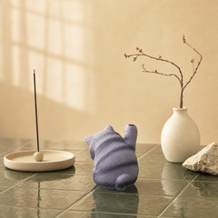 Blue Gray Kitten Incense Holder – Cute Mini Zen Desk Decor