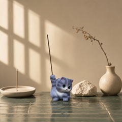 Blue Gray Kitten Incense Holder – Cute Mini Zen Desk Decor
