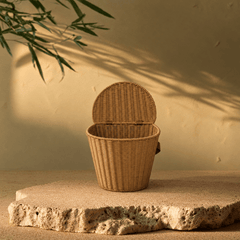 Lidded Woven Backpack Basket – Rustic Market & Small Pet Outing Basket - Innerbillion