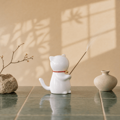 Wishing Cat Incense Holder – Cute Lucky Cat Zen Desk Decor - Innerbillion