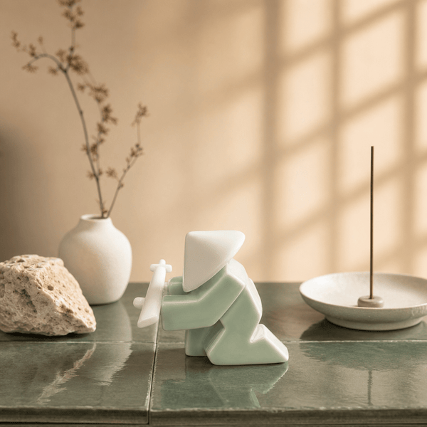Zen Swordsman Figurine – Minimal Warrior Desk Decor - Innerbillion